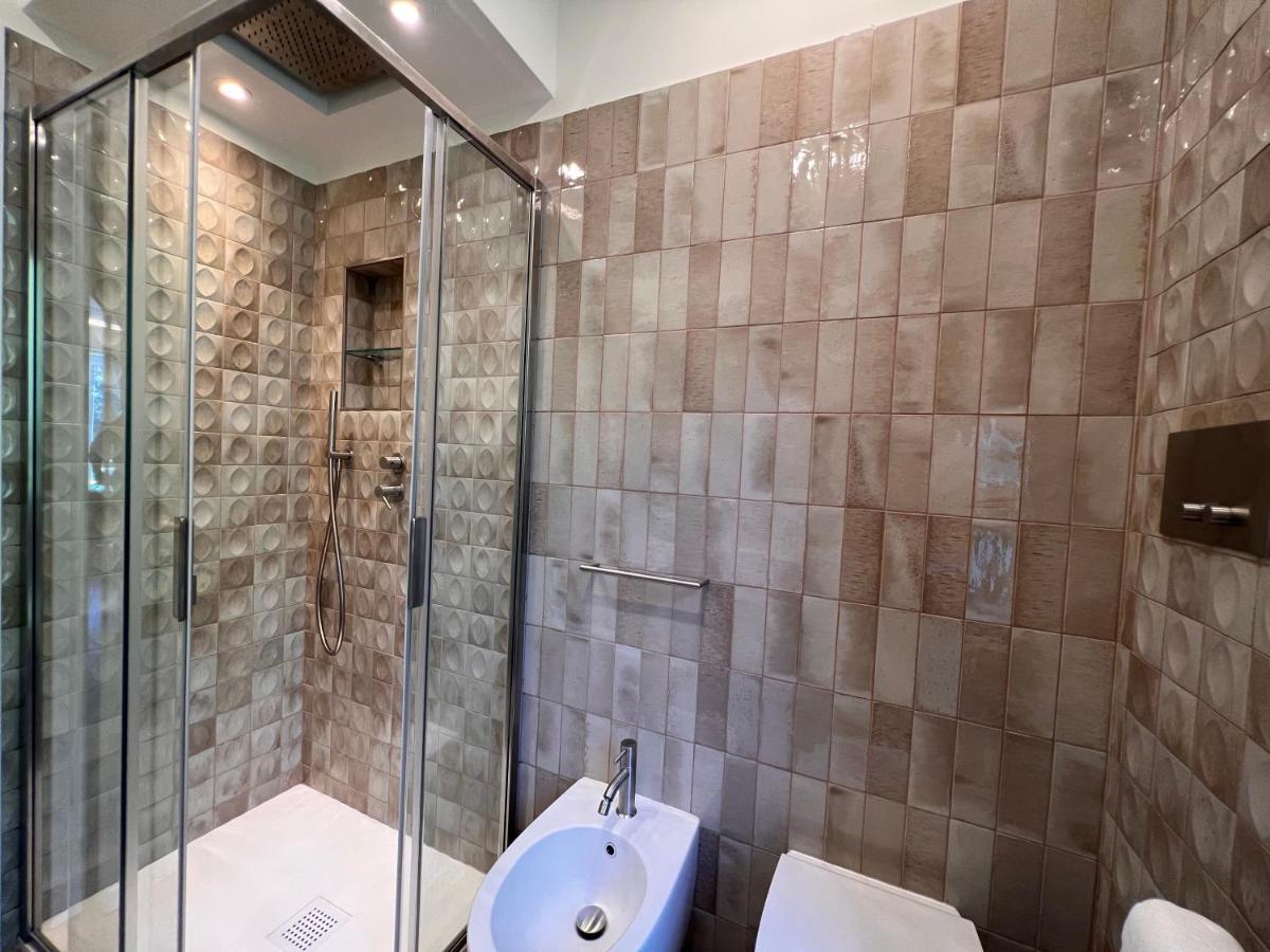 Val Di Sole 19-Iii Piano- Vista Mare- Vista Collina-Wifi 100Mg-Aria Condizionata In Tutte Le Stanze -L'Appartamento E' Stato Completamente Rinnovato Nel 2023 Ραπάλο Εξωτερικό φωτογραφία